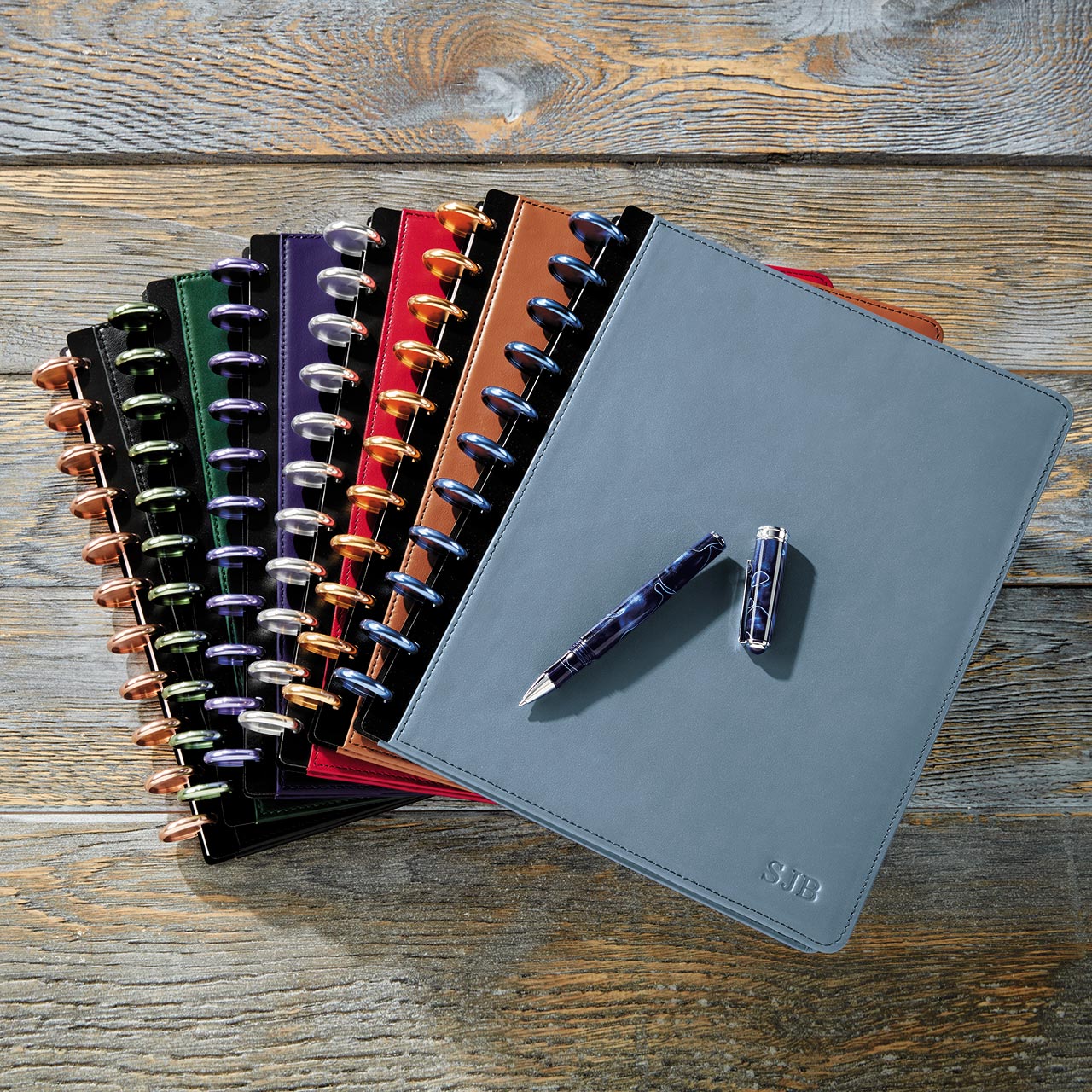 Levenger | Circa Disc Bound Leather Notebook | Discbound Notebook